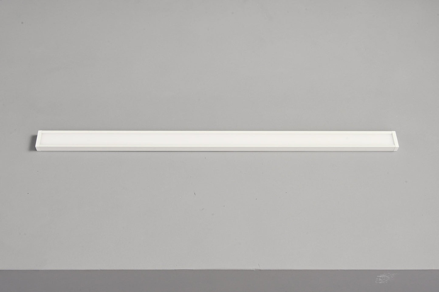 ÍO 12 - IluminaPlusuy