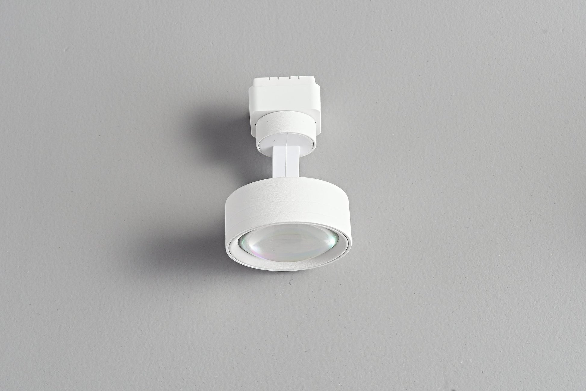 YOCASTA - IluminaPlusuy